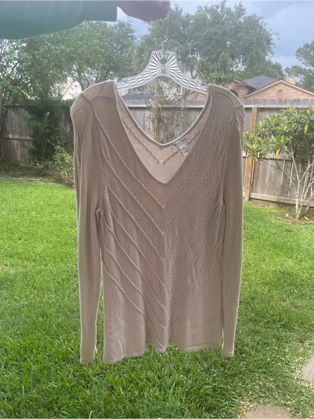 White House Black Market Beige V-Neck Sweater